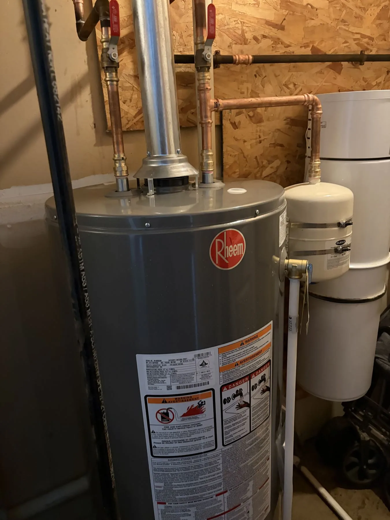 Plumbing fixture installation detail